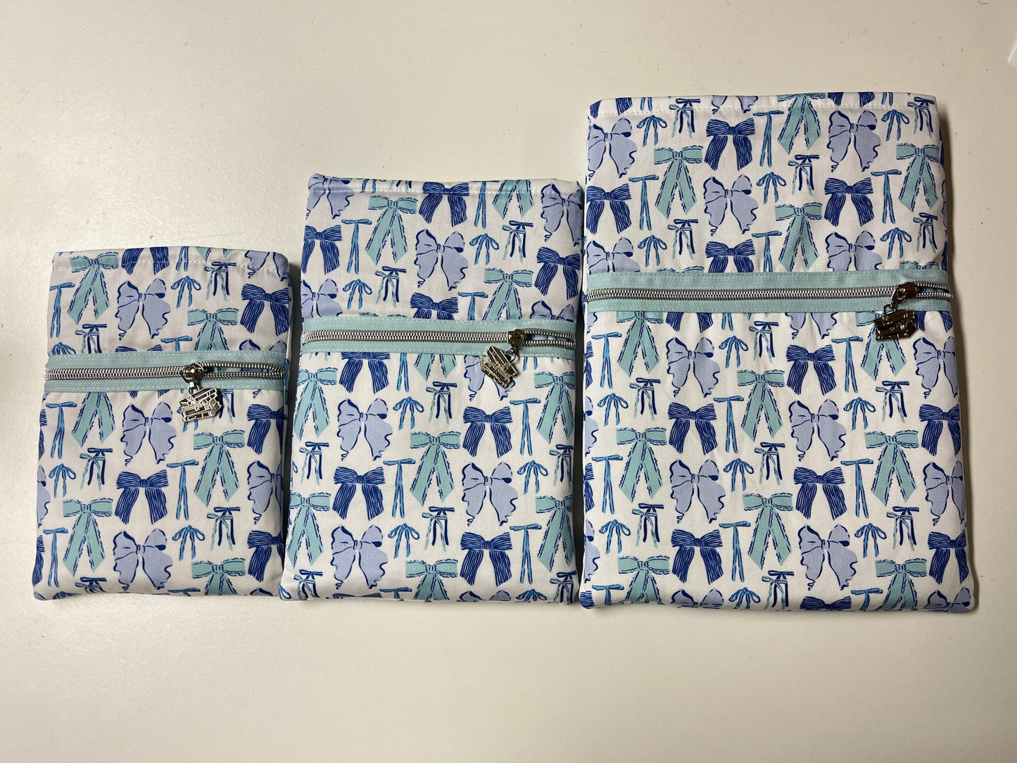 Book Sleeve - blue bows
