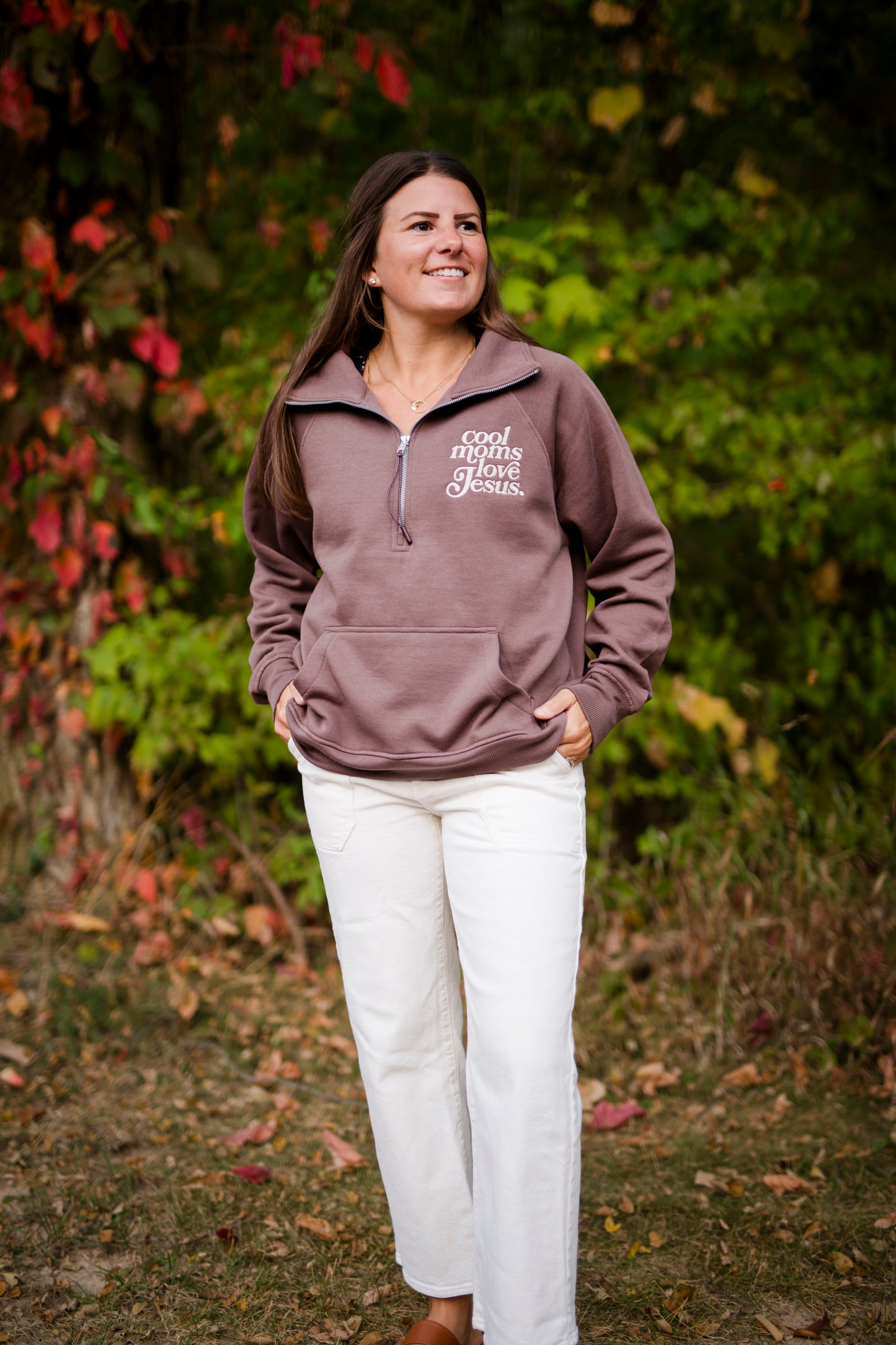 Cool Moms Love Jesus - Mocha