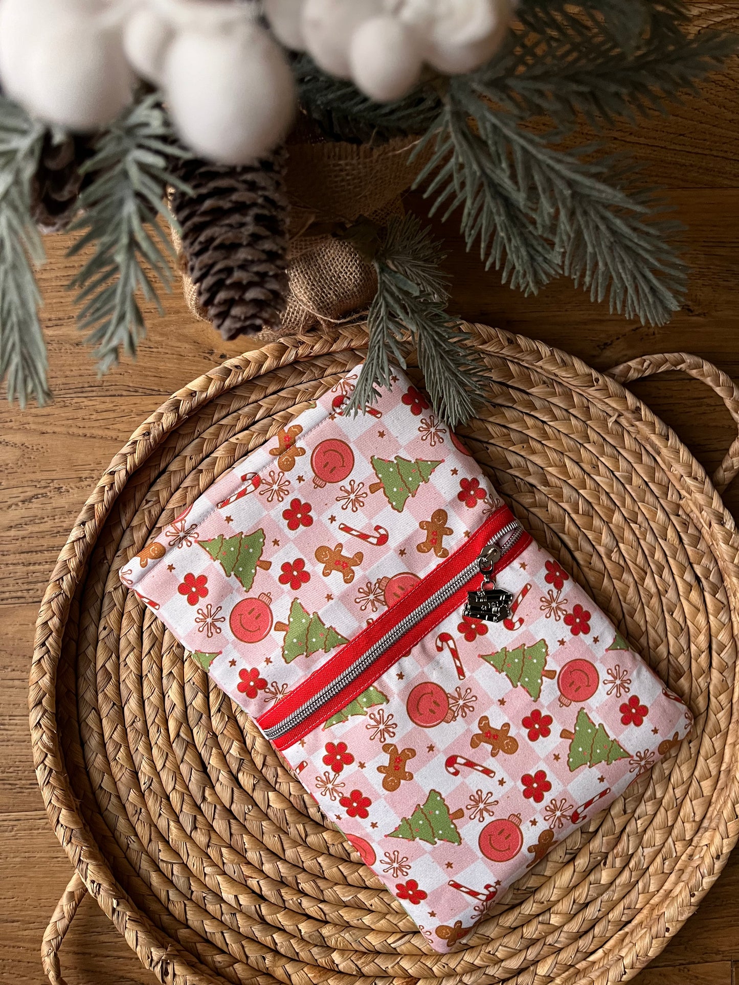 Book Sleeve - 70's Christmas