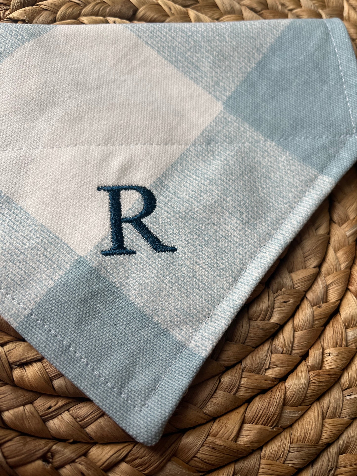 Embroidered Dog bandana with initial - Blue plaid
