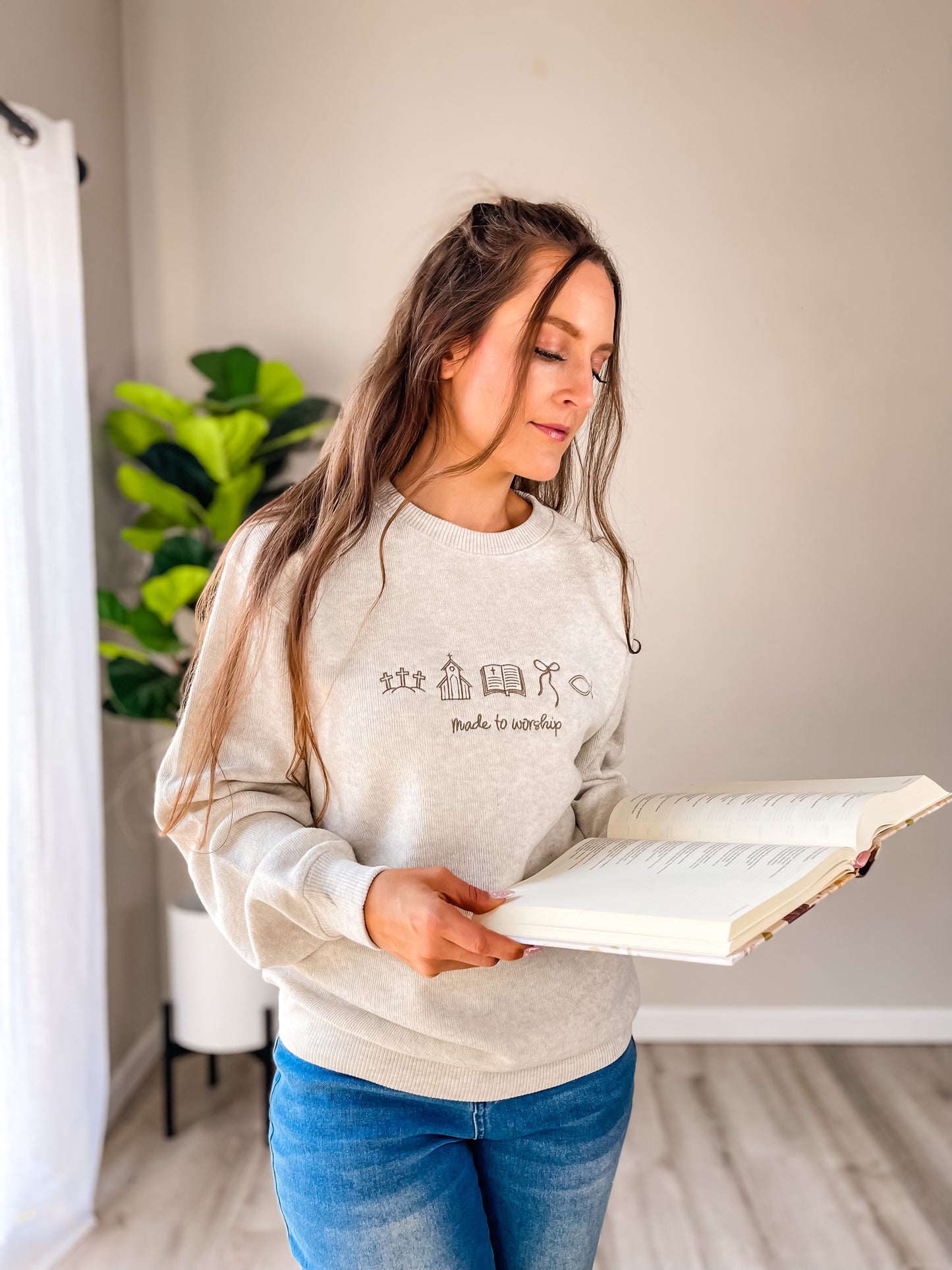 Made to Worship Embroidered Sweater – Women’s Faith-Inspired Pullover